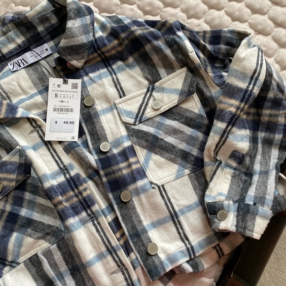 Zara Cropped Flannel - Picture 4 of 5